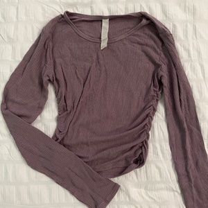 Alo Lavender Crop Top - Long Sleeve